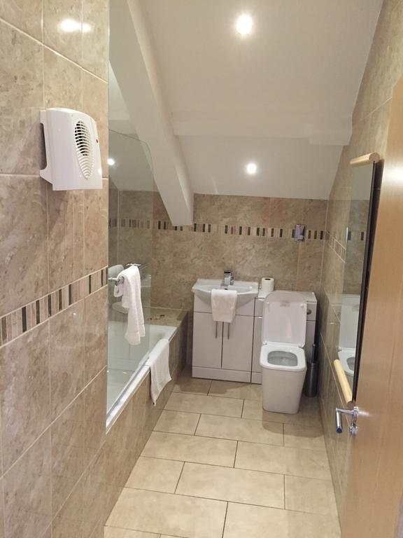 카디프 Grosvenor House 아파트 객실 사진